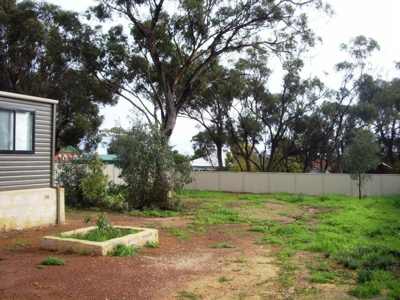 59 Mitchell Street, Cunderdin WA 6407