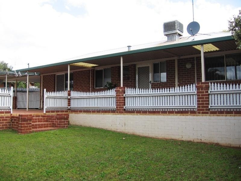 5 Hunter Place, Northam WA 6401