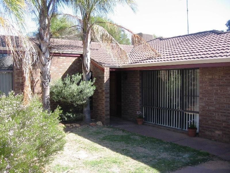 11 Doctors Drive, Northam WA 6401