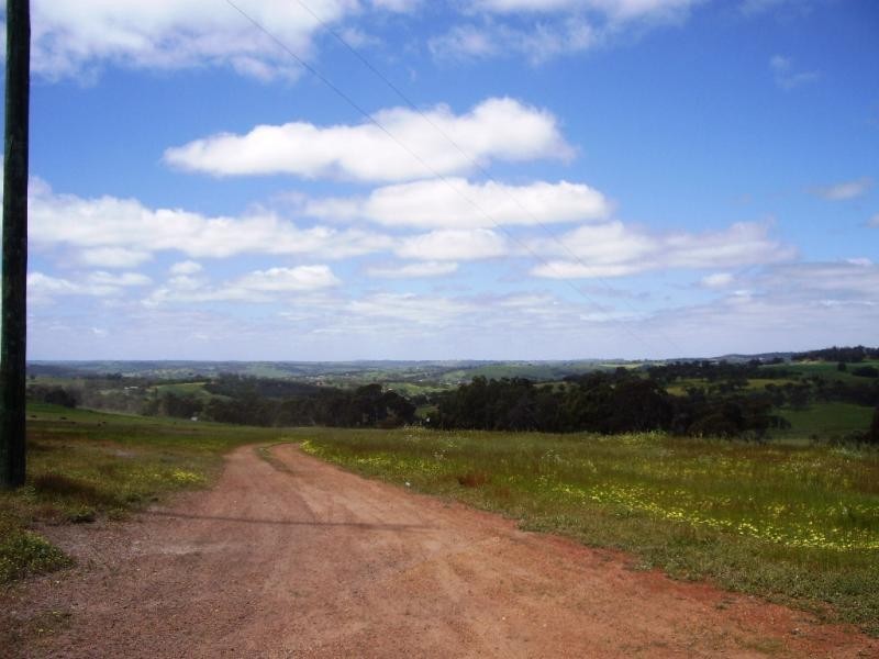 238 Harders Chitty Road, Toodyay WA 6566