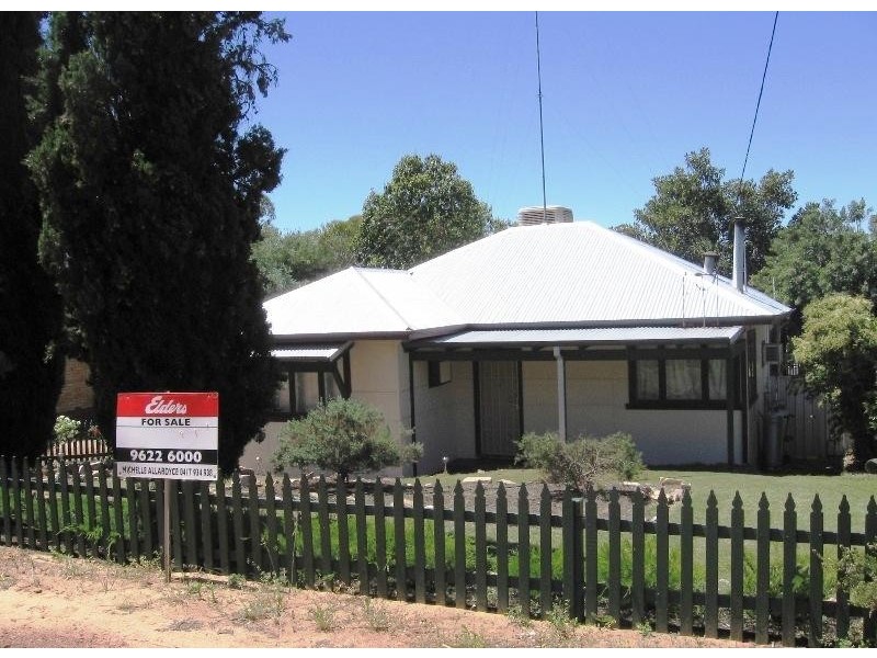 56 Stirling Street, Northam WA 6401