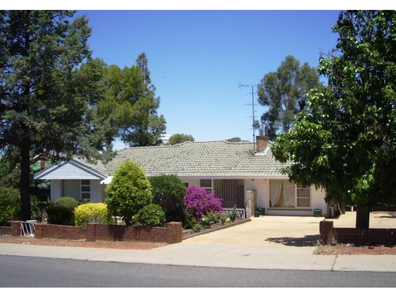 1 Mitchell Avenue, Northam WA 6401