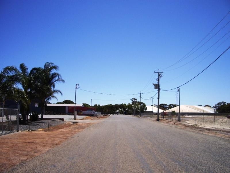 5 Centenary Place, Cunderdin WA 6407