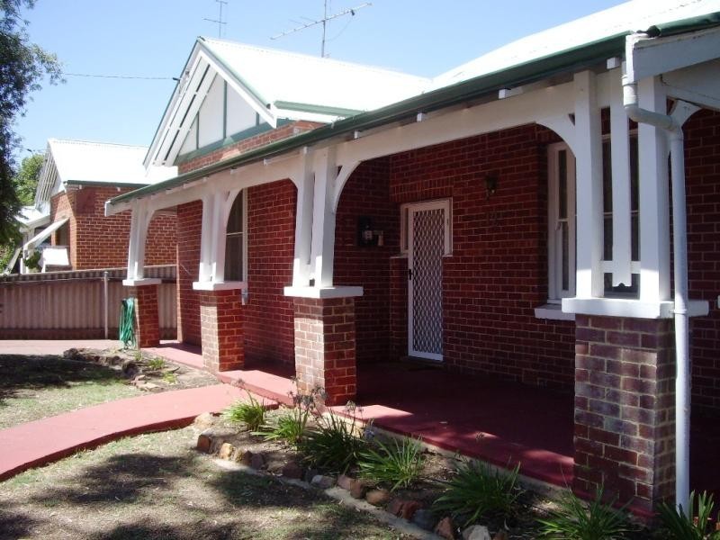 12 Grey Street, Northam WA 6401