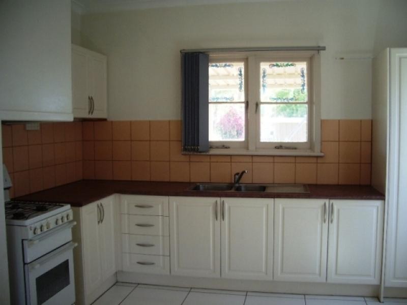 92 Newcastle Road, Northam WA 6401