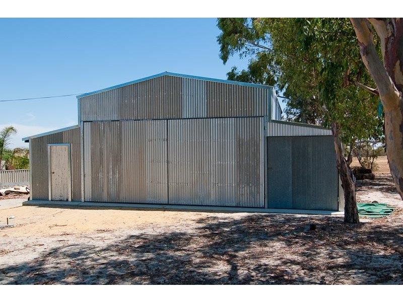 6 Sheenan Road, Cunderdin WA 6407