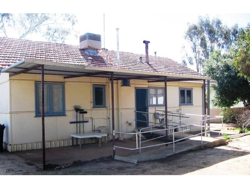 2 Perina Place, Northam WA 6401