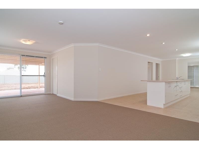 6 Oakover Place, Northam WA 6401