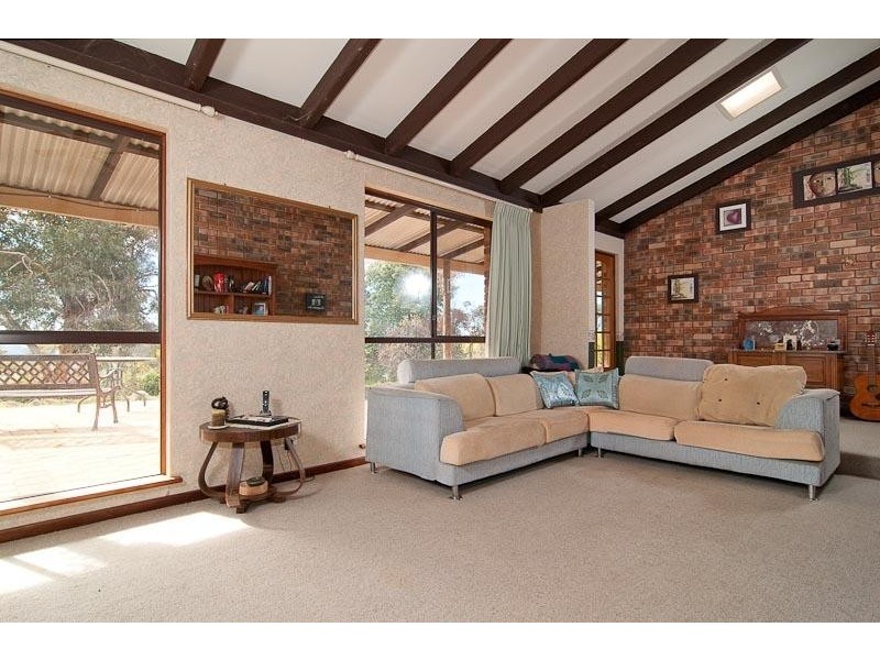 238 Benrua Road, Clackline WA 6564