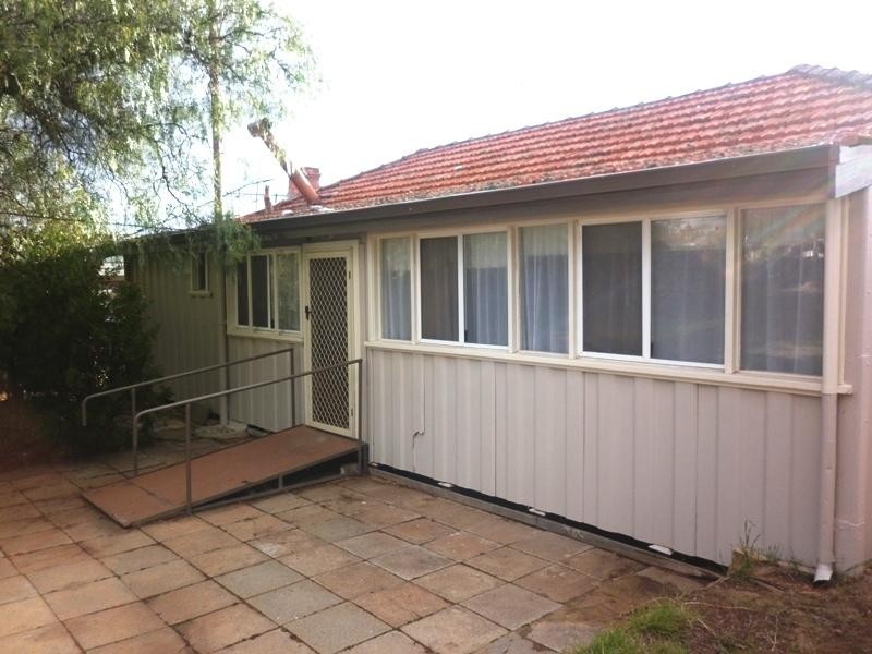 19 Burnside Avenue, Northam WA 6401