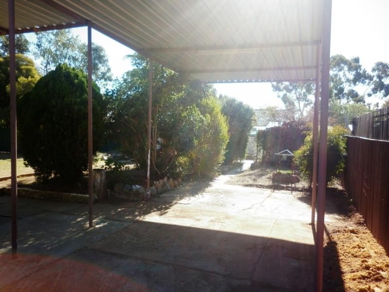 15 Perina Way, Northam WA 6401