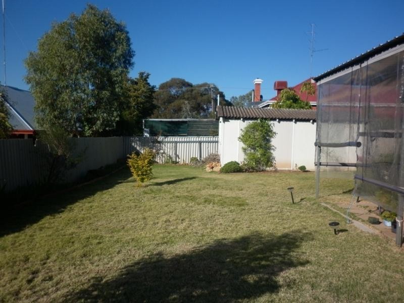 19 Hawes Street, Northam WA 6401