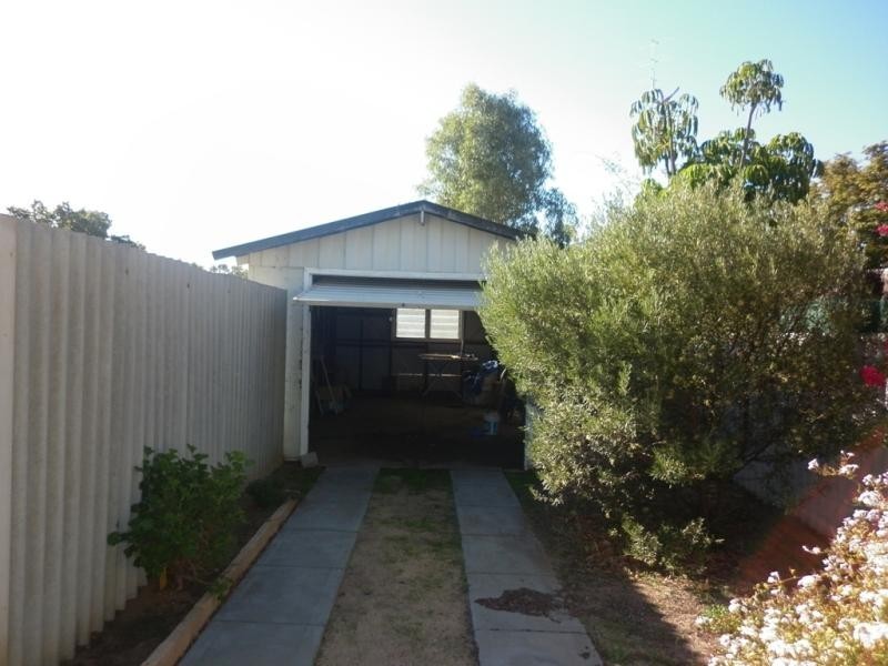 19 Hawes Street, Northam WA 6401