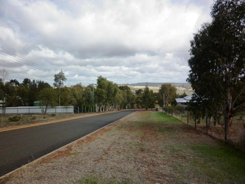 19 Garrigan Close, Northam WA 6401