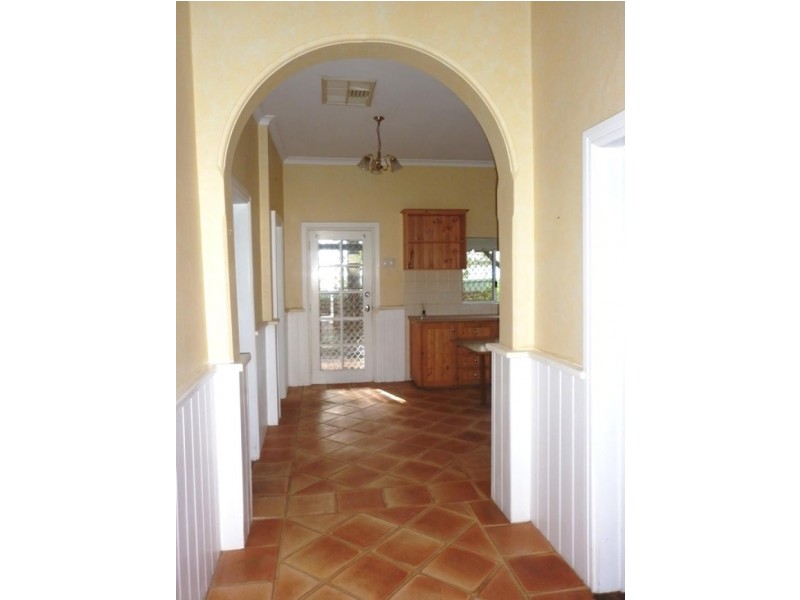 16 Habgood Street, Northam WA 6401