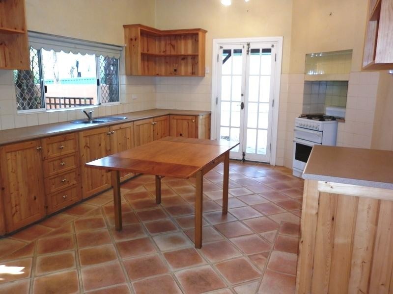 16 Habgood Street, Northam WA 6401