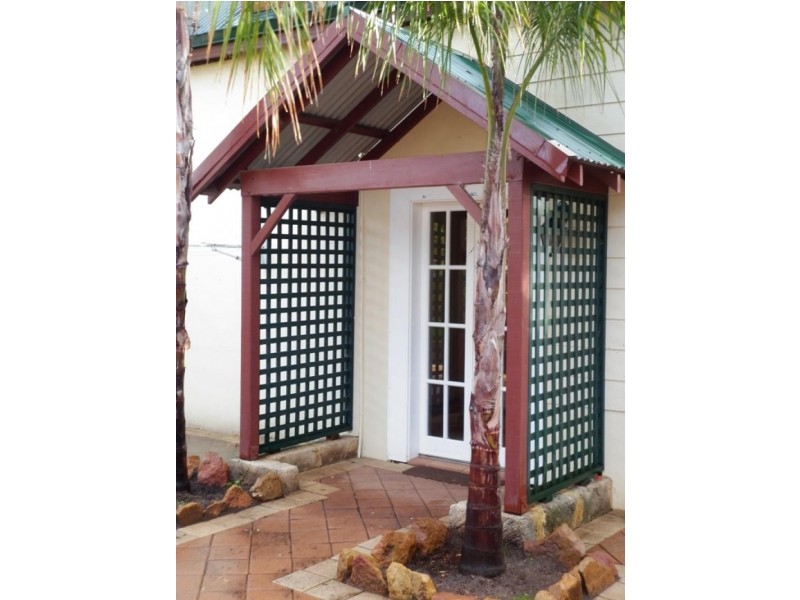 16 Habgood Street, Northam WA 6401