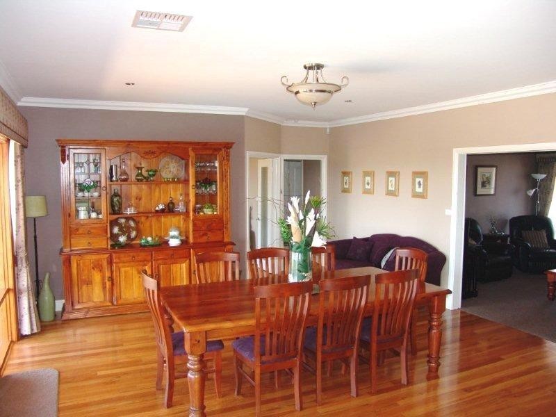 7 Loton Drive, Northam WA 6401