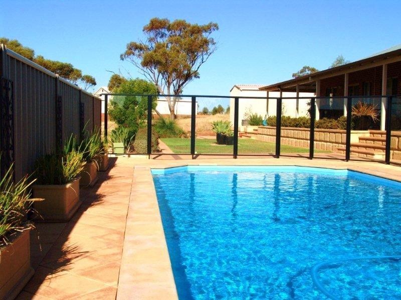 7 Loton Drive, Northam WA 6401