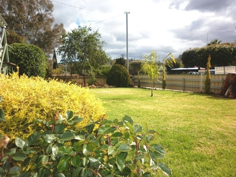 10 Queen Street, Northam WA 6401