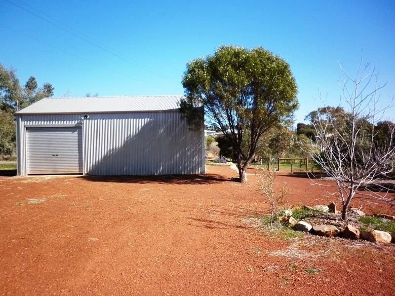 55 East Street, Northam WA 6401