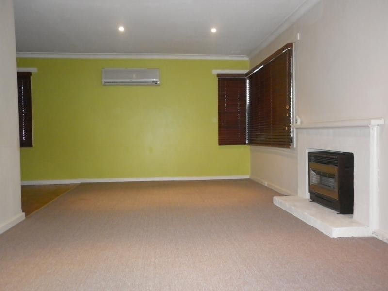 19 Hawes Street, Northam WA 6401