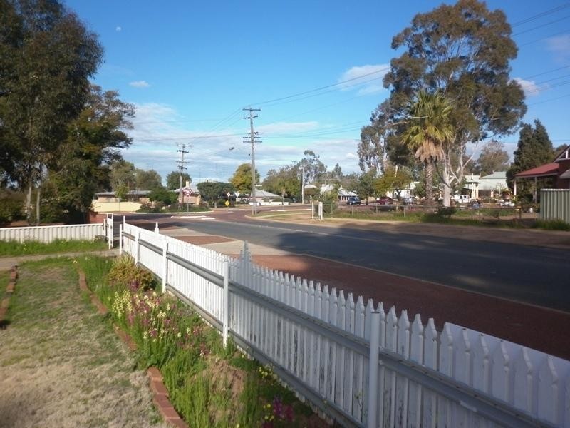 19 Hawes Street, Northam WA 6401