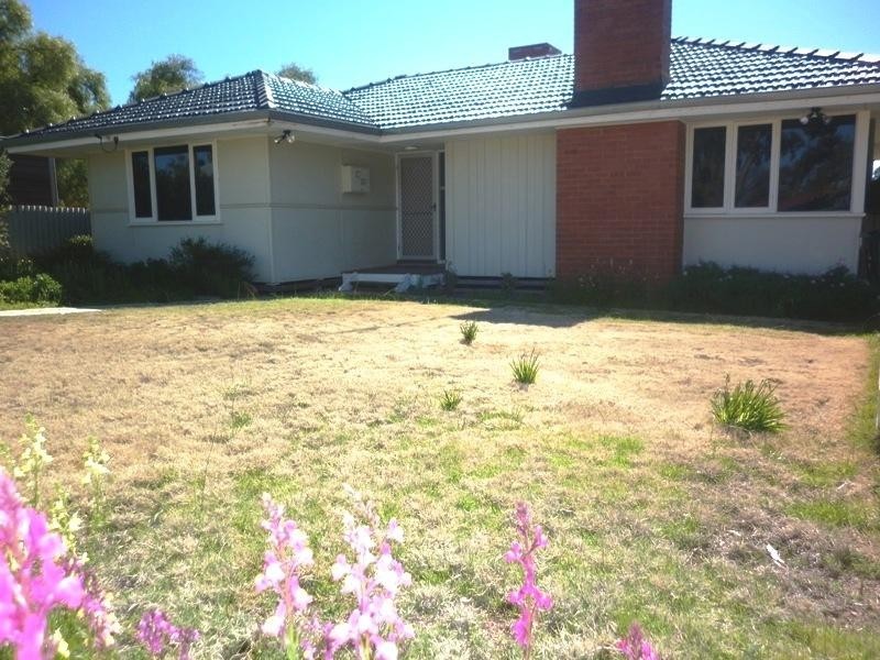 19 Hawes Street, Northam WA 6401