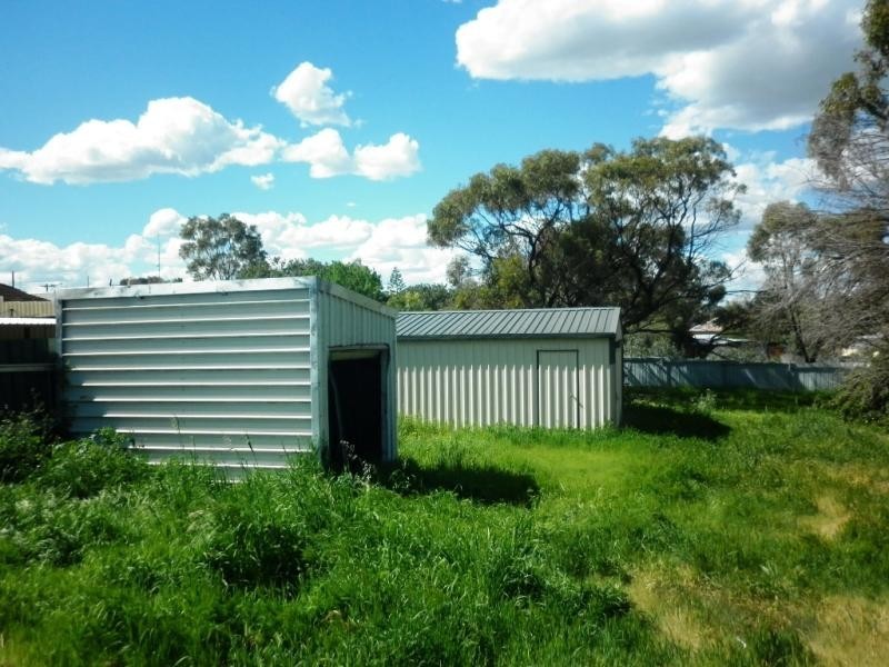 6 Newcastle Road, Northam WA 6401