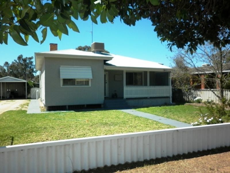 65 Charles Street, Northam WA 6401
