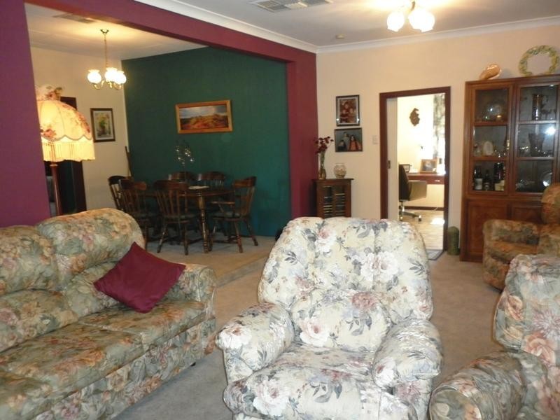 5 Brooklyn Road, Spencers Brook WA 6401