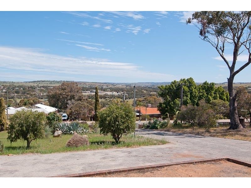 58 Goomalling Road, Northam WA 6401