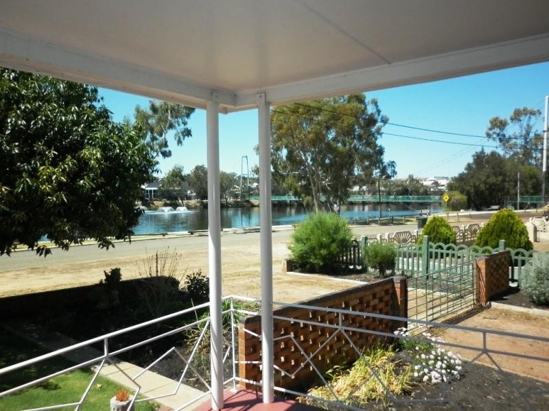 22 Broome Terrace, Northam WA 6401