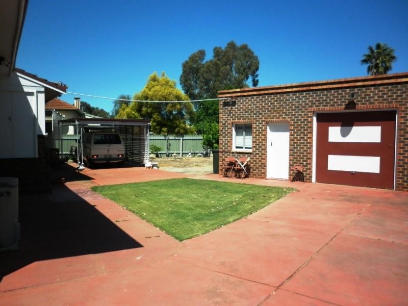 22 Broome Terrace, Northam WA 6401