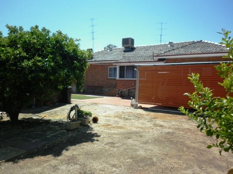 22 Broome Terrace, Northam WA 6401