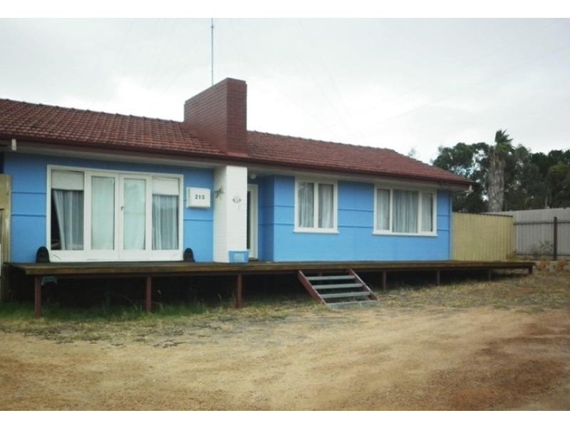 213 Mitchell Avenue, Northam WA 6401