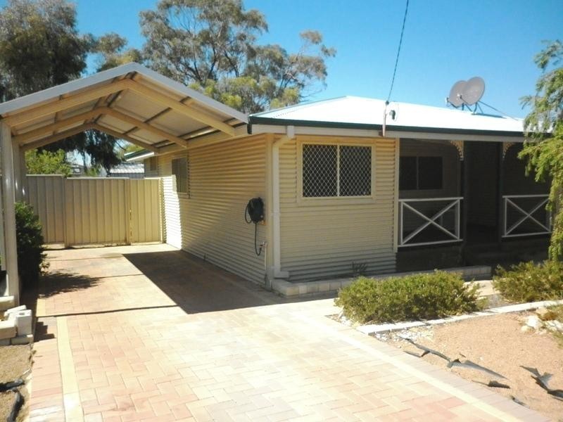 27 Bowen Street, Goomalling WA 6460