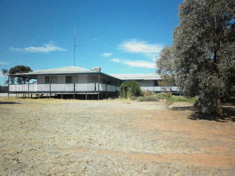 27 Carroll Street, Grass Valley via, Northam WA 6401