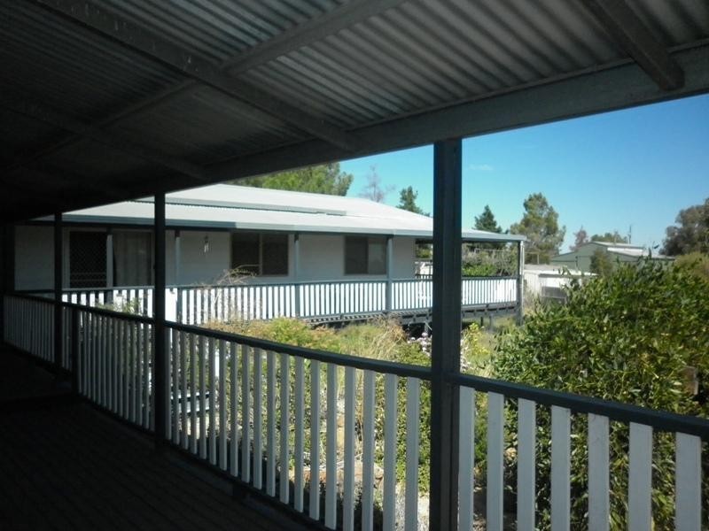 27 Carroll Street, Grass Valley via, Northam WA 6401