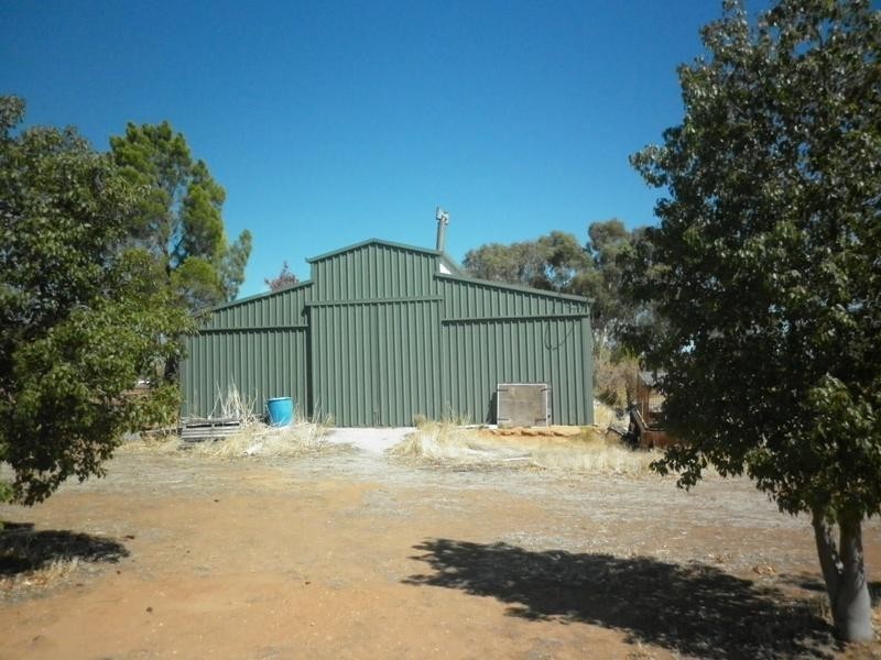 27 Carroll Street, Grass Valley via, Northam WA 6401