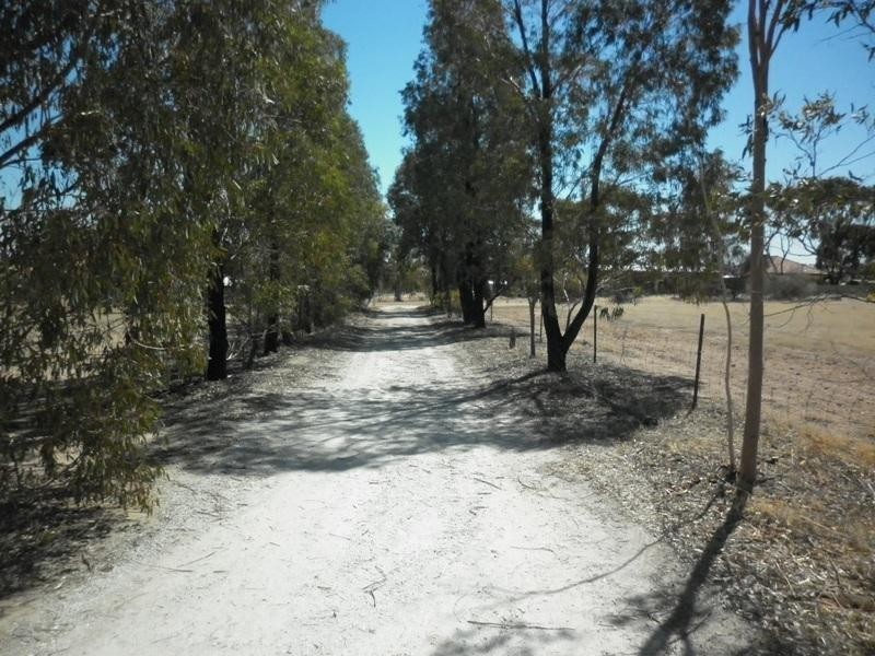 27 Carroll Street, Grass Valley via, Northam WA 6401