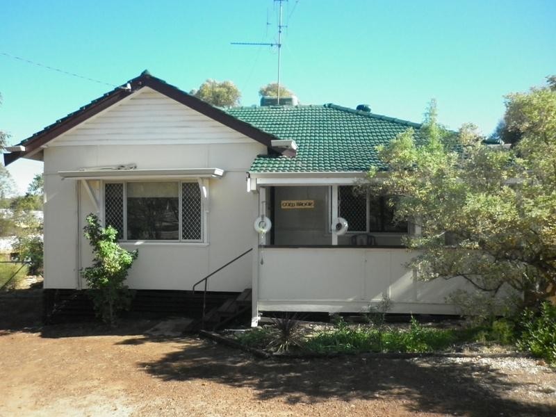 38 Selby Street, Northam WA 6401