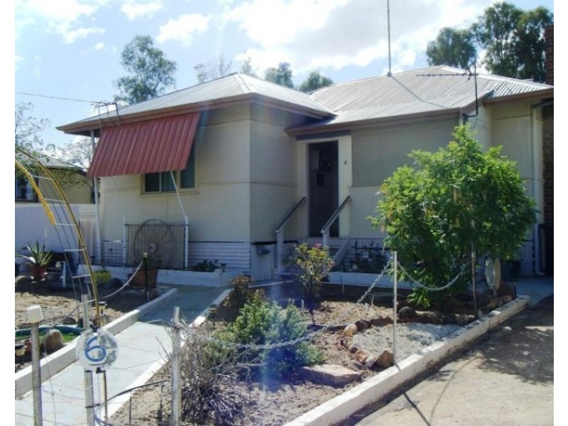 6 Mocardy Street, Wongan Hills WA 6603