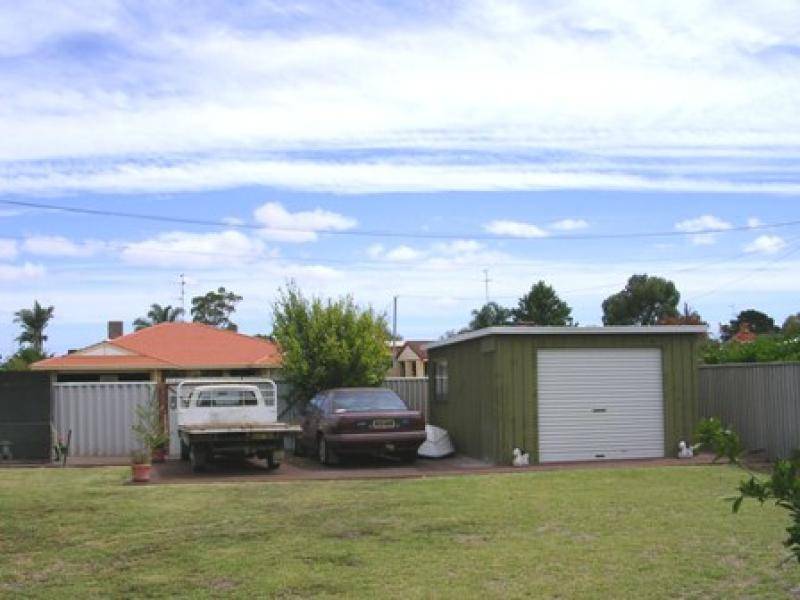 5 MARSHALL AVENUE, Pinjarra WA 6208