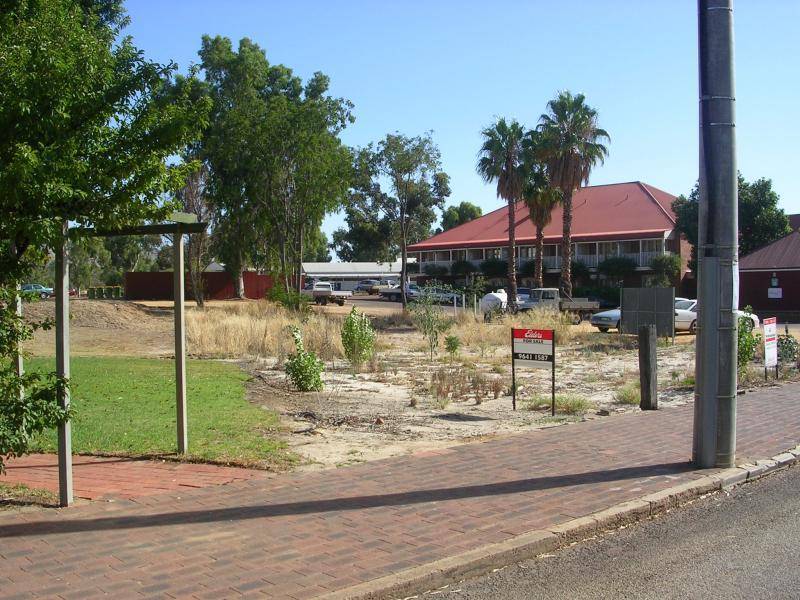 -/16 SOUTH STREET, York WA 6302