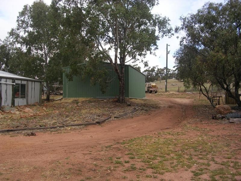 72 Quairading Road, York WA 6302