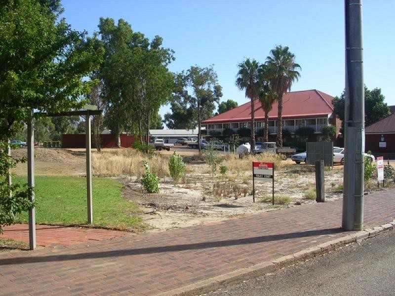 16 SOUTH STREET, York WA 6302