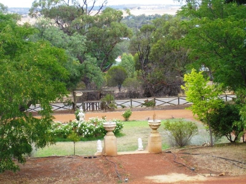 18 Panmure Road, York WA 6302