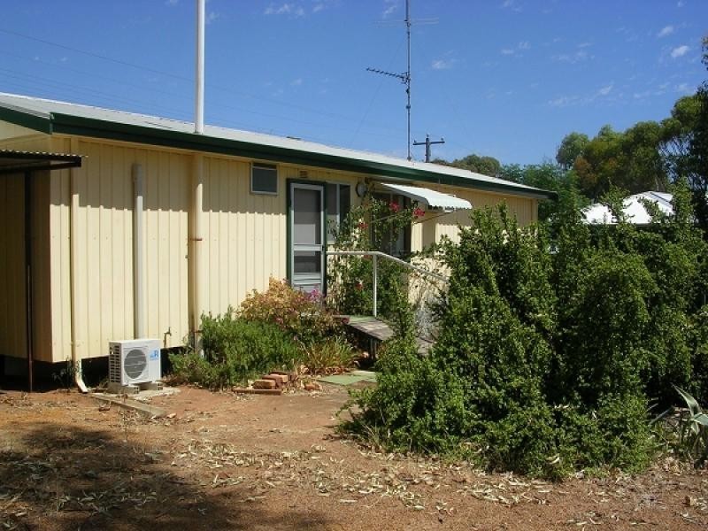 18 NEW STREET, York WA 6302