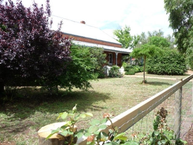 60 Newcastle Street, York WA 6302